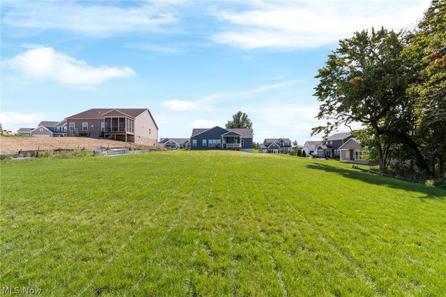 2487 Ledgestone Drive NW, Uniontown, OH 44685