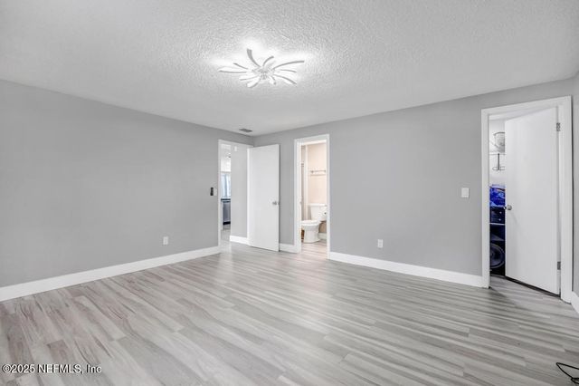 1215 BLUEHILL Drive, Jacksonville, FL 32218