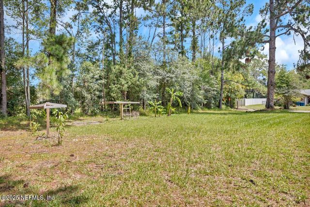 1215 BLUEHILL Drive, Jacksonville, FL 32218