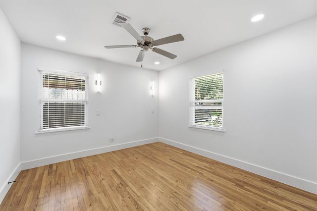 2014 Woodcrest Drive, Houston, TX 77018