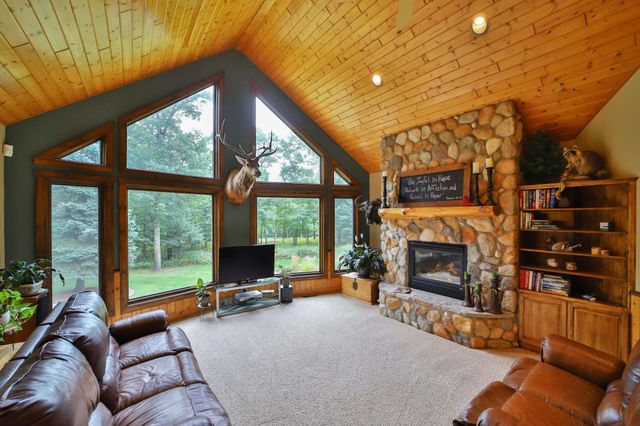 11212 Leewood Lane, East Gull Lake, MN 56401