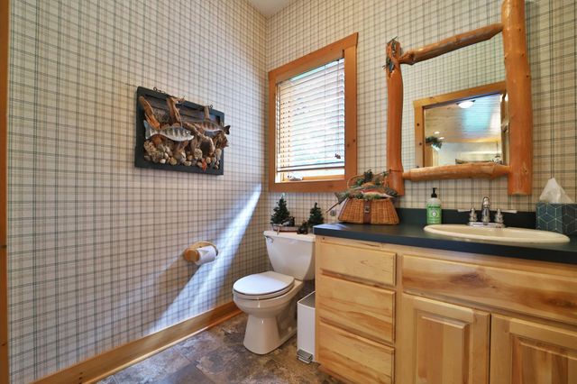 11212 Leewood Lane, East Gull Lake, MN 56401