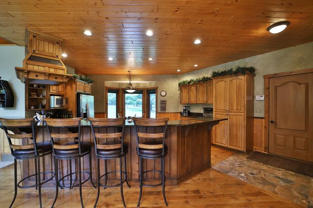 11212 Leewood Lane, East Gull Lake, MN 56401