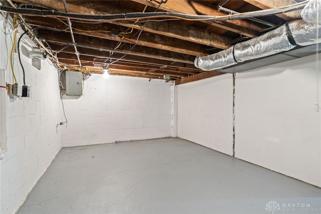 1109 N 11th Street, Miamisburg, OH 45342