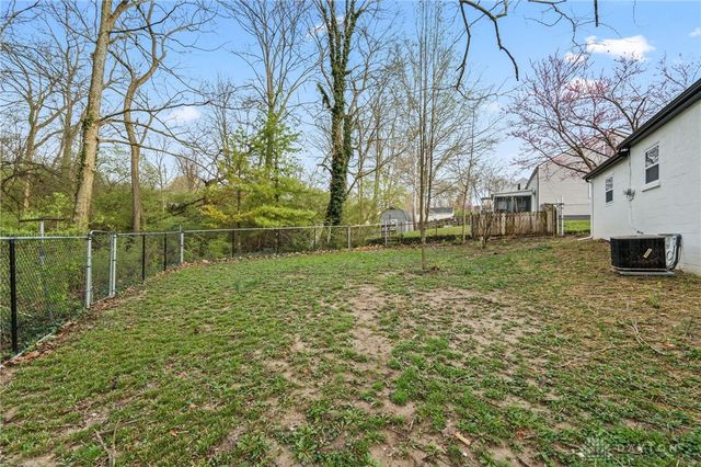 1109 N 11th Street, Miamisburg, OH 45342