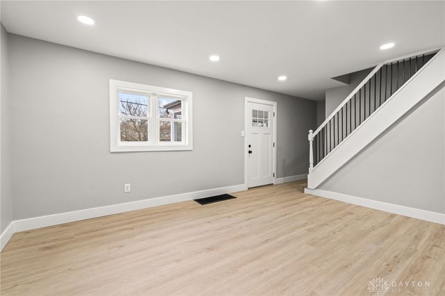 1109 N 11th Street, Miamisburg, OH 45342