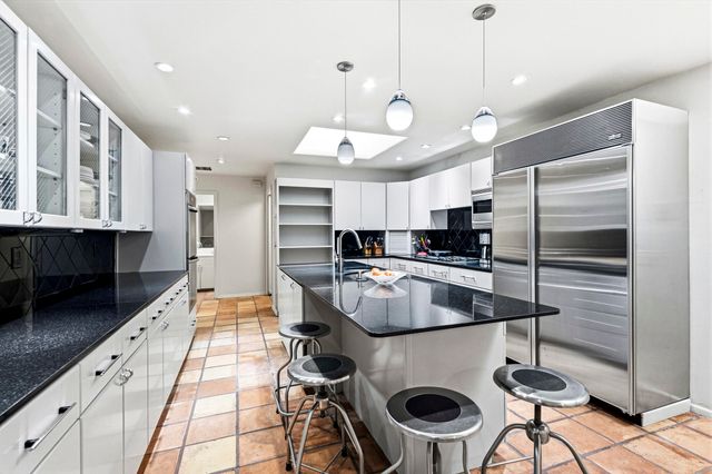 1116 Salamanca Street NW, Los Ranchos, NM 87107