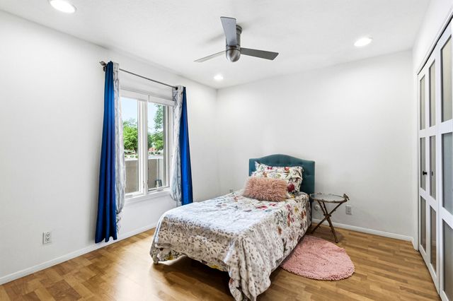 1116 Salamanca Street NW, Los Ranchos, NM 87107
