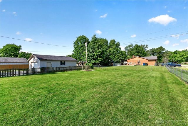 2416 Stop 8 Road, Dayton, OH 45414