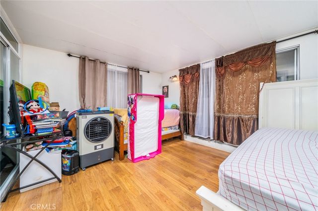 5035 Carlingford Avenue, Riverside, CA 92504