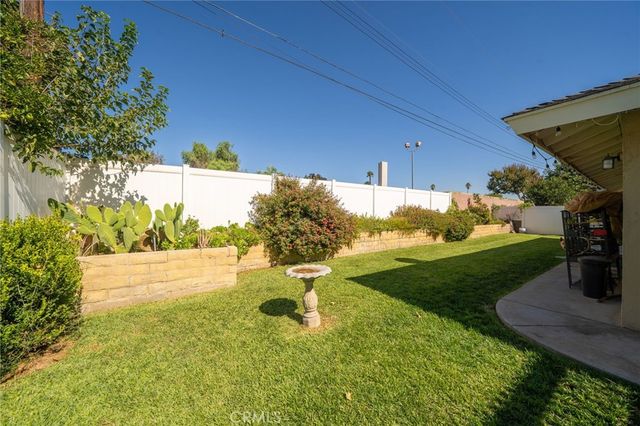 5035 Carlingford Avenue, Riverside, CA 92504