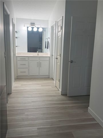 1670 Piper Lane 205, Centerville, OH 45440