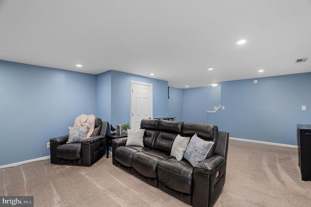 66 STONE RIDGE RD, Harpers Ferry, WV 25425