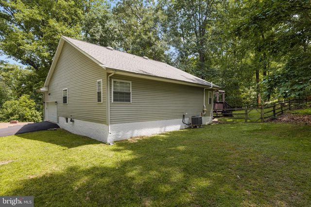 66 STONE RIDGE RD, Harpers Ferry, WV 25425