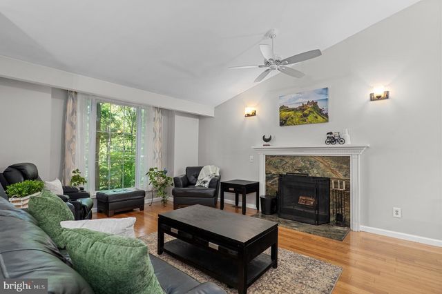 66 STONE RIDGE RD, Harpers Ferry, WV 25425