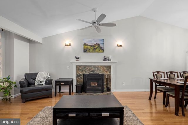 66 STONE RIDGE RD, Harpers Ferry, WV 25425
