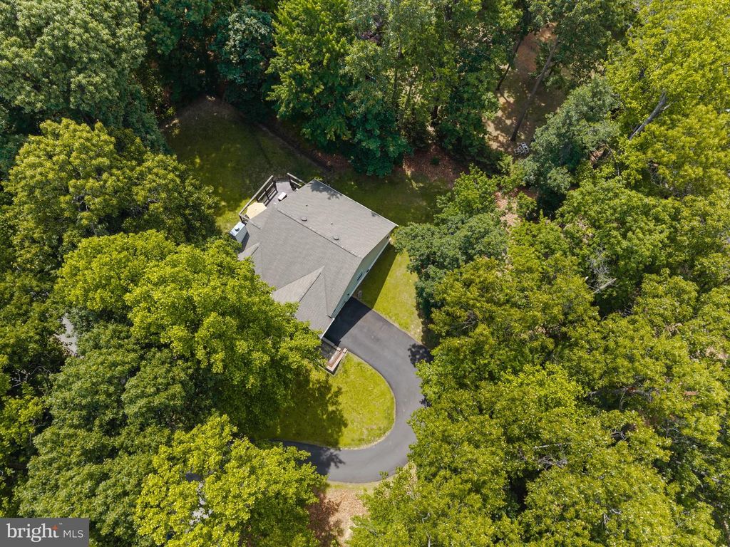 66 STONE RIDGE RD, Harpers Ferry, WV 25425