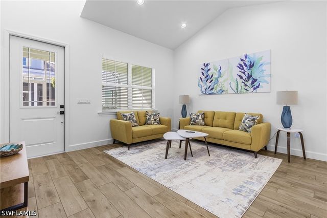 7034 Saona CT, Naples, FL 34113