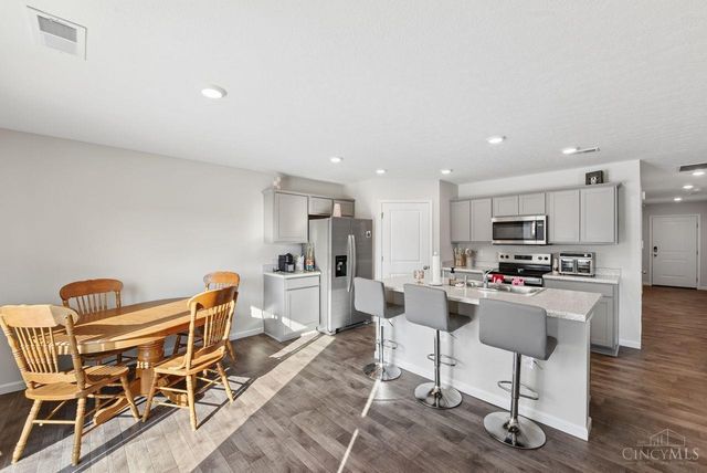 214 River Heights Drive, New Richmond, OH 45157