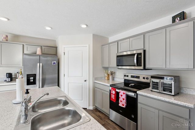 214 River Heights Drive, New Richmond, OH 45157