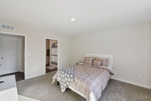 214 River Heights Drive, New Richmond, OH 45157