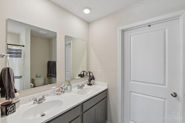 214 River Heights Drive, New Richmond, OH 45157