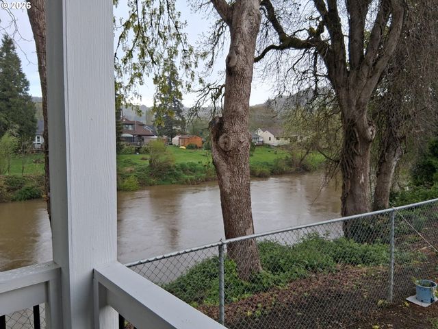503 Se SHERIDAN 34, Sheridan, OR 97378