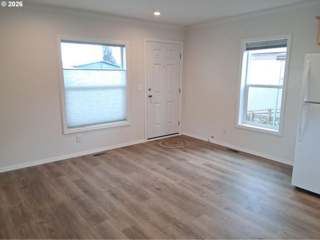 503 Se SHERIDAN 34, Sheridan, OR 97378