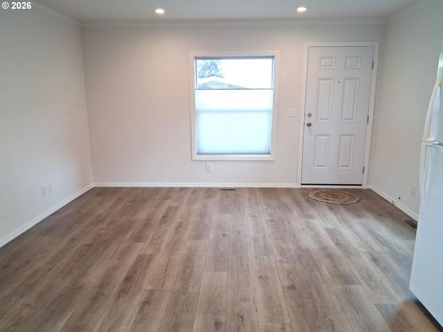 503 Se SHERIDAN 34, Sheridan, OR 97378