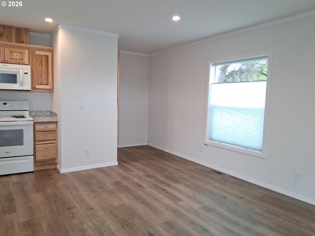 503 Se SHERIDAN 34, Sheridan, OR 97378
