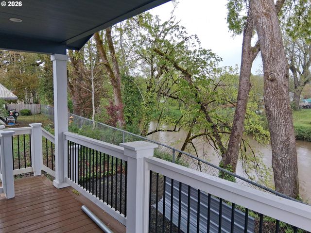 503 Se SHERIDAN 34, Sheridan, OR 97378