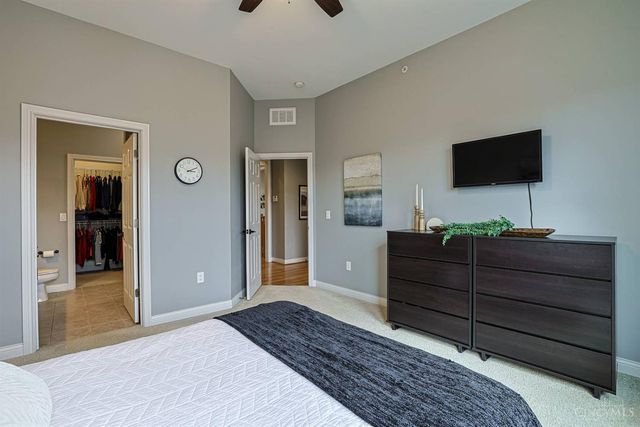 215 Stetson Street, Cincinnati, OH 45219