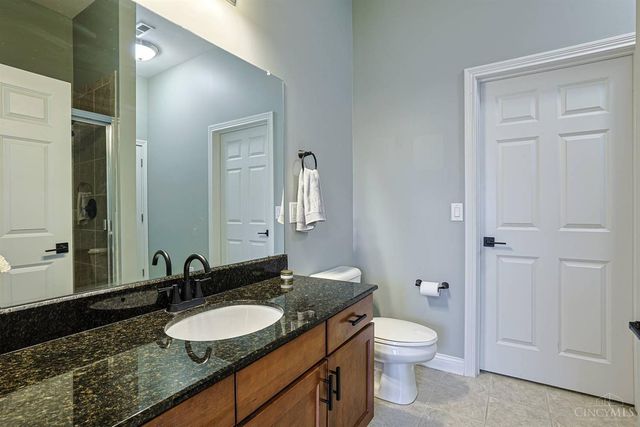 215 Stetson Street, Cincinnati, OH 45219