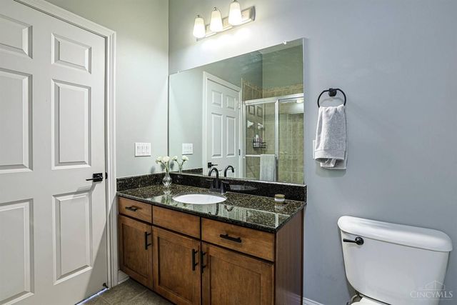 215 Stetson Street, Cincinnati, OH 45219