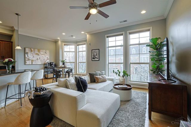 215 Stetson Street, Cincinnati, OH 45219