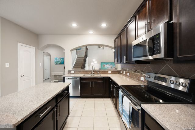 17118 Robin Way, Schertz, TX 78154