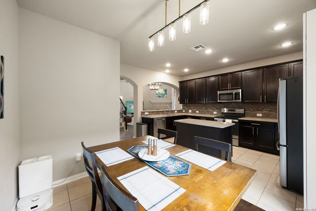 17118 Robin Way, Schertz, TX 78154