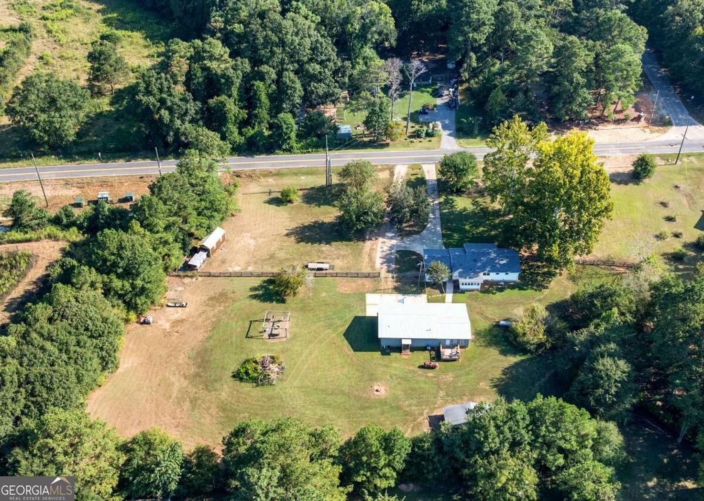 352 Mcintosh Trail, Senoia, GA 30276 — exterior