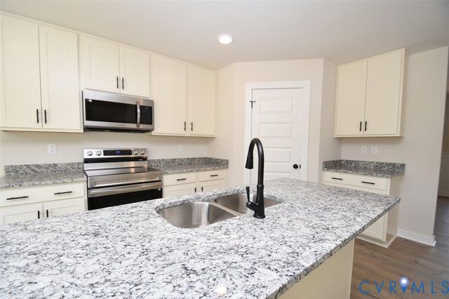 3490 Courthouse Rd, Palmyra, VA 22963