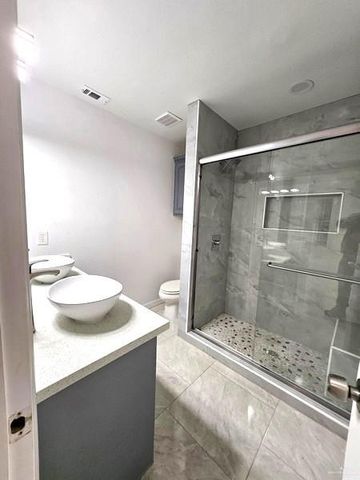 6720 N 4th Street, Mcallen, TX 78504