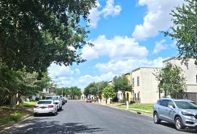 6720 N 4th Street, Mcallen, TX 78504