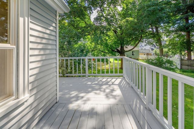 20 Shawmut Avenue 2, Wayland, MA 01778