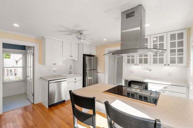 20 Shawmut Avenue 2, Wayland, MA 01778
