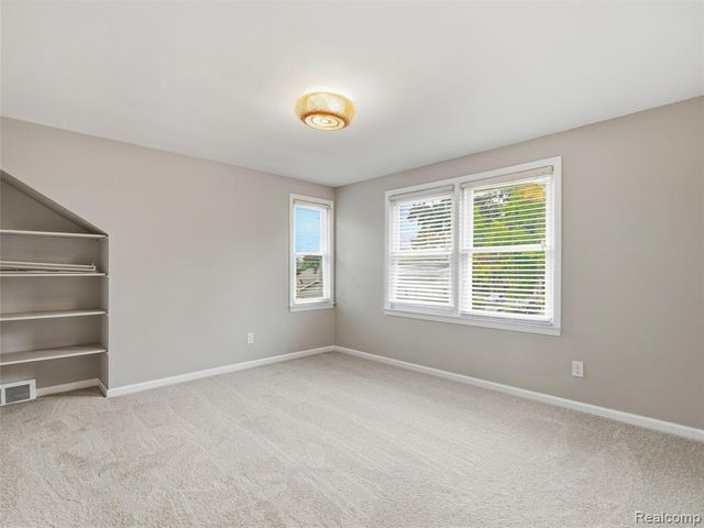 201 S Blair Avenue, Royal Oak, MI 48067