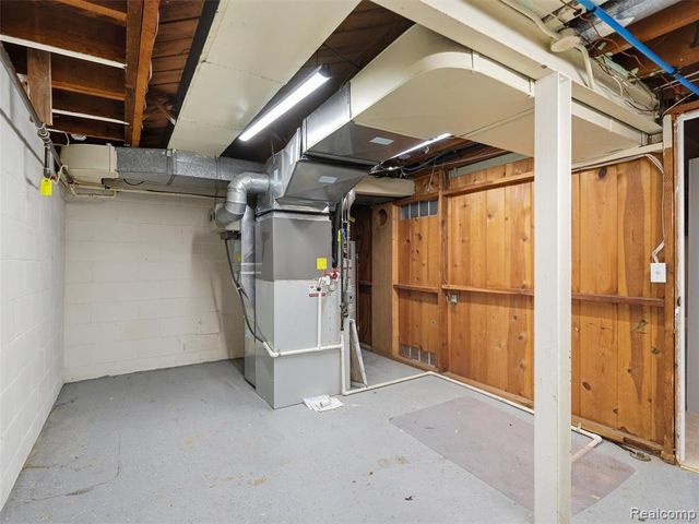 201 S Blair Avenue, Royal Oak, MI 48067