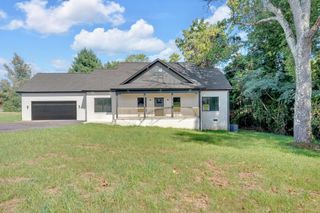 1530 Springboro Rd, Cookeville, TN 38506