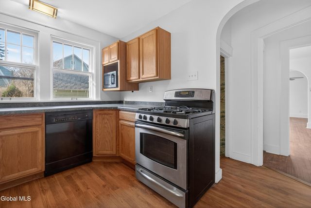 1418 Garner Avenue, Schenectady, NY 12309