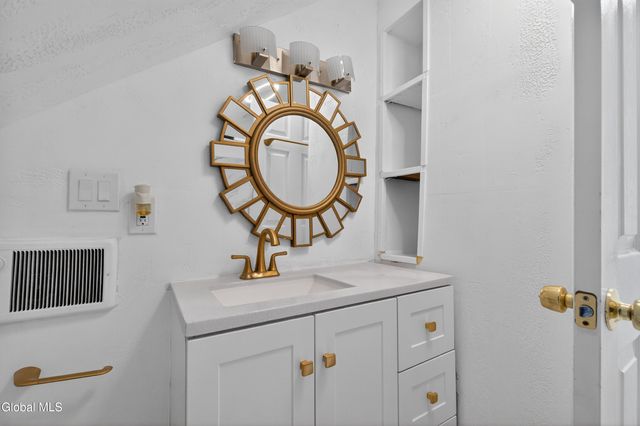 1418 Garner Avenue, Schenectady, NY 12309