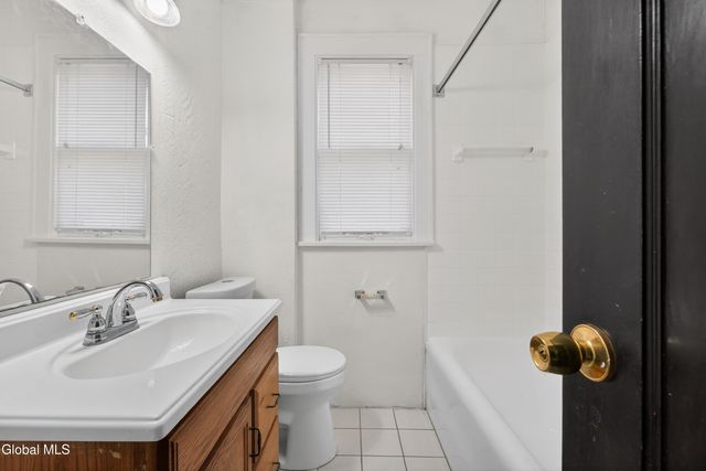 1418 Garner Avenue, Schenectady, NY 12309