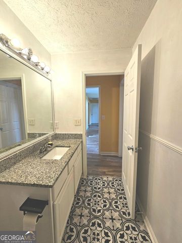 151 Olympic Drive, Fayetteville, GA 30215